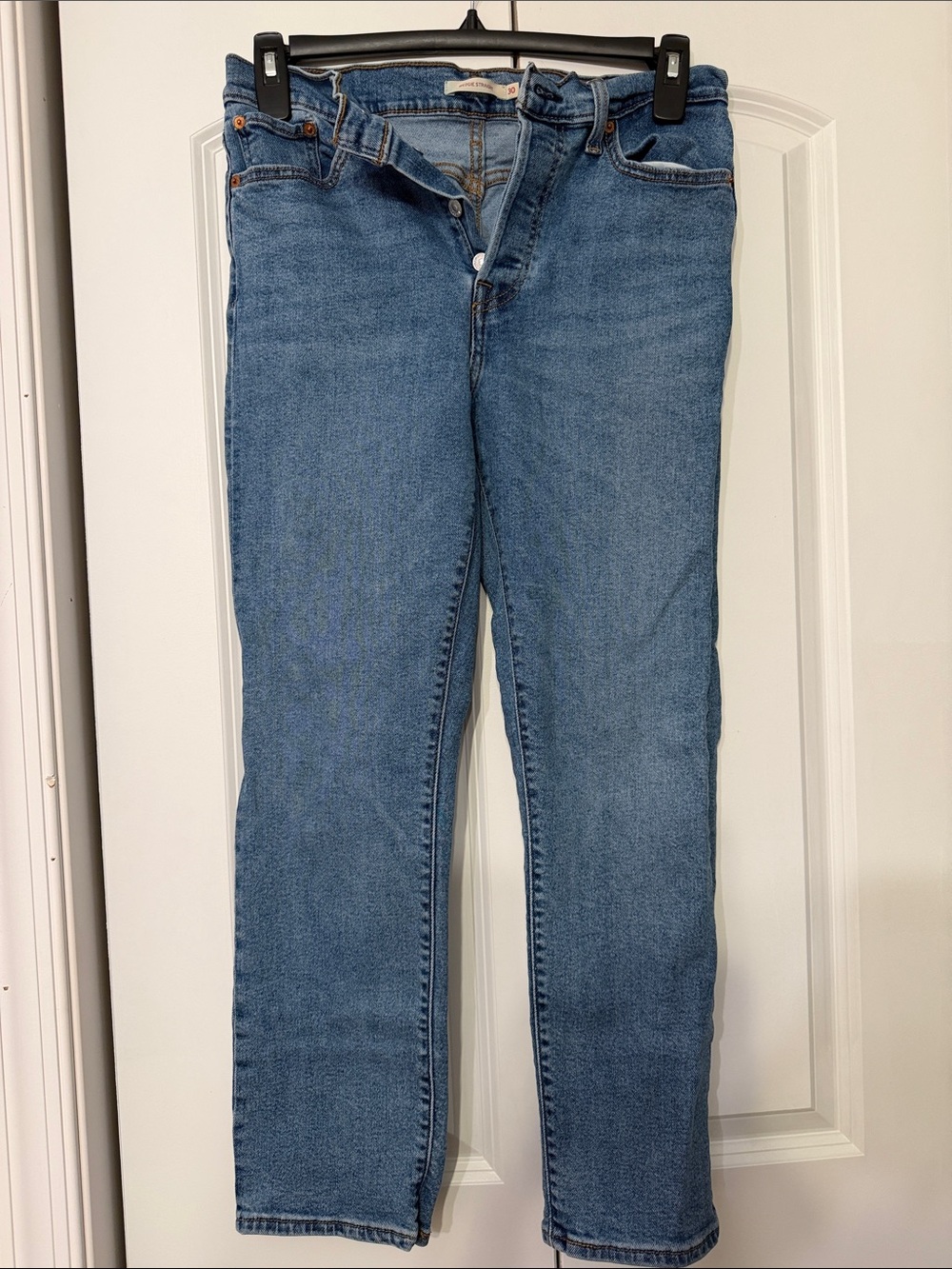 Levi’s Wedgie Straight in a medium wash